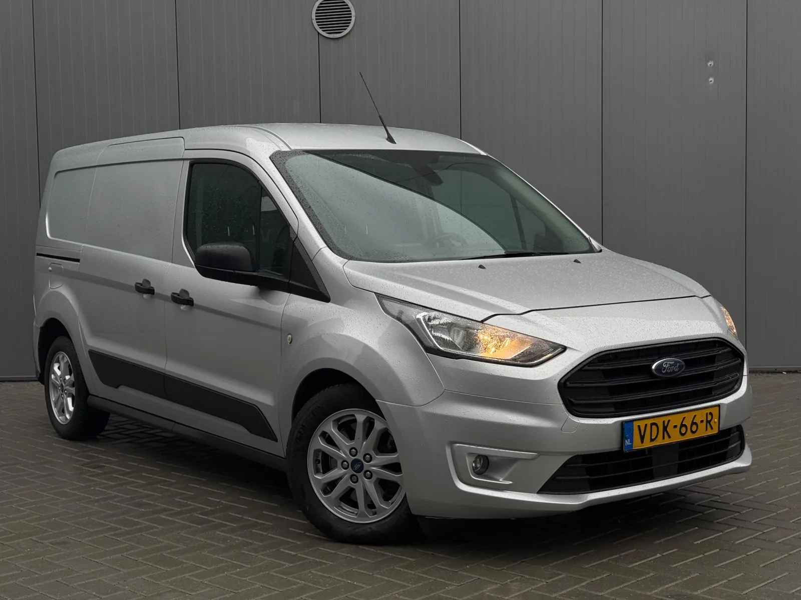 Ford Transit Connect (2019) — foto 1