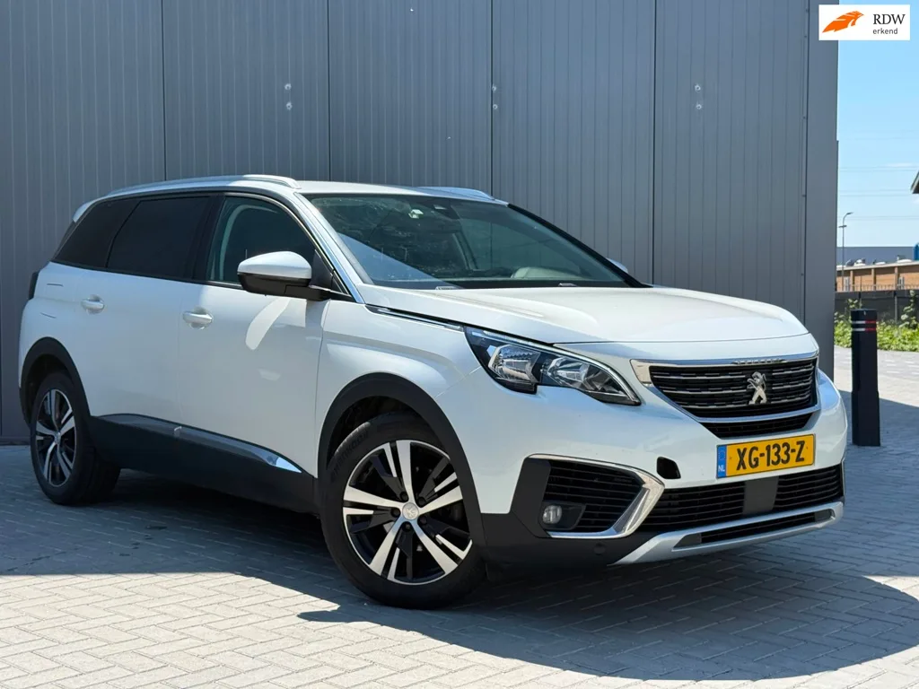 Peugeot 5008 (2019) — foto 1