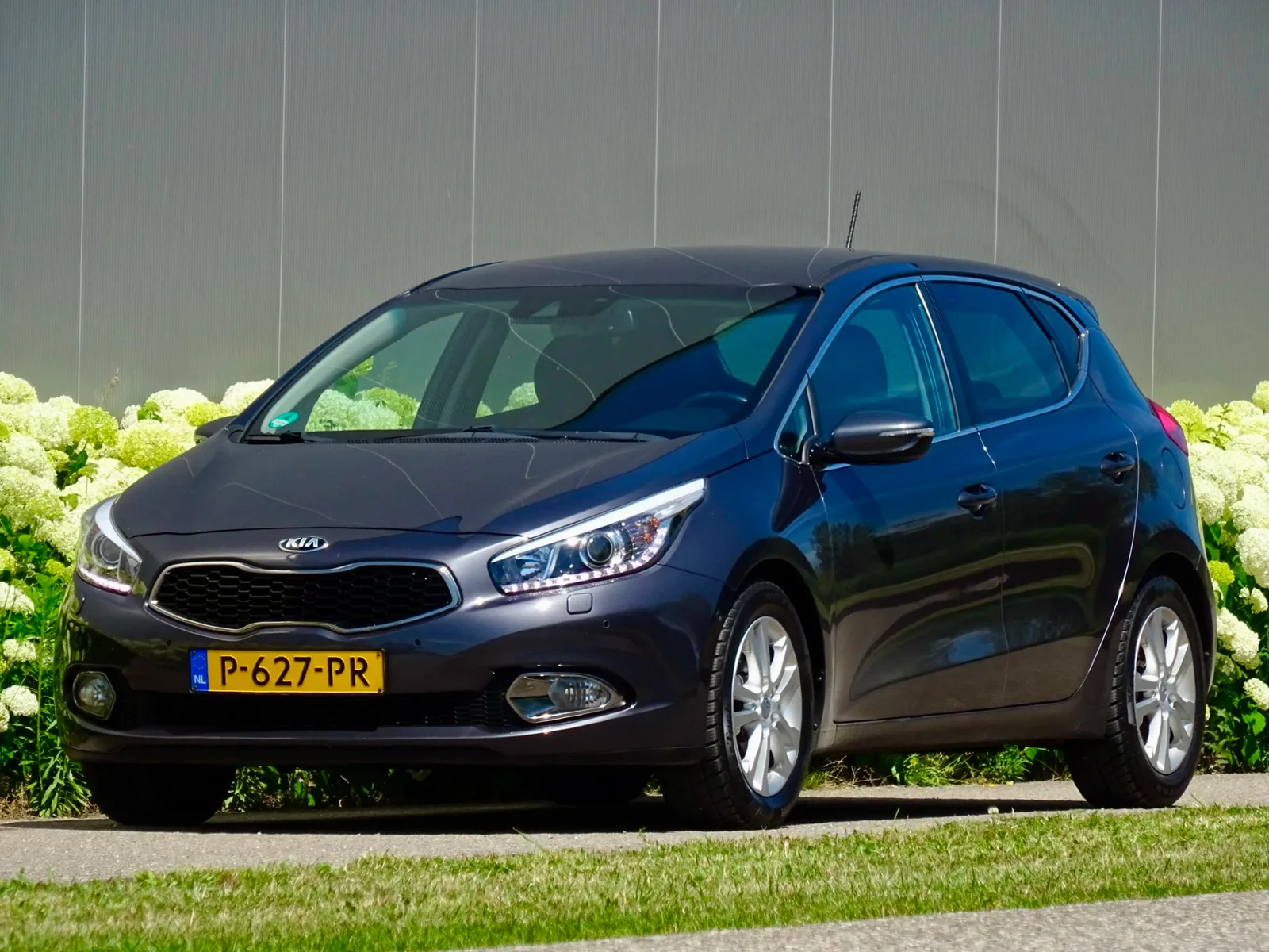 Kia Cee'd (2013) — foto 1