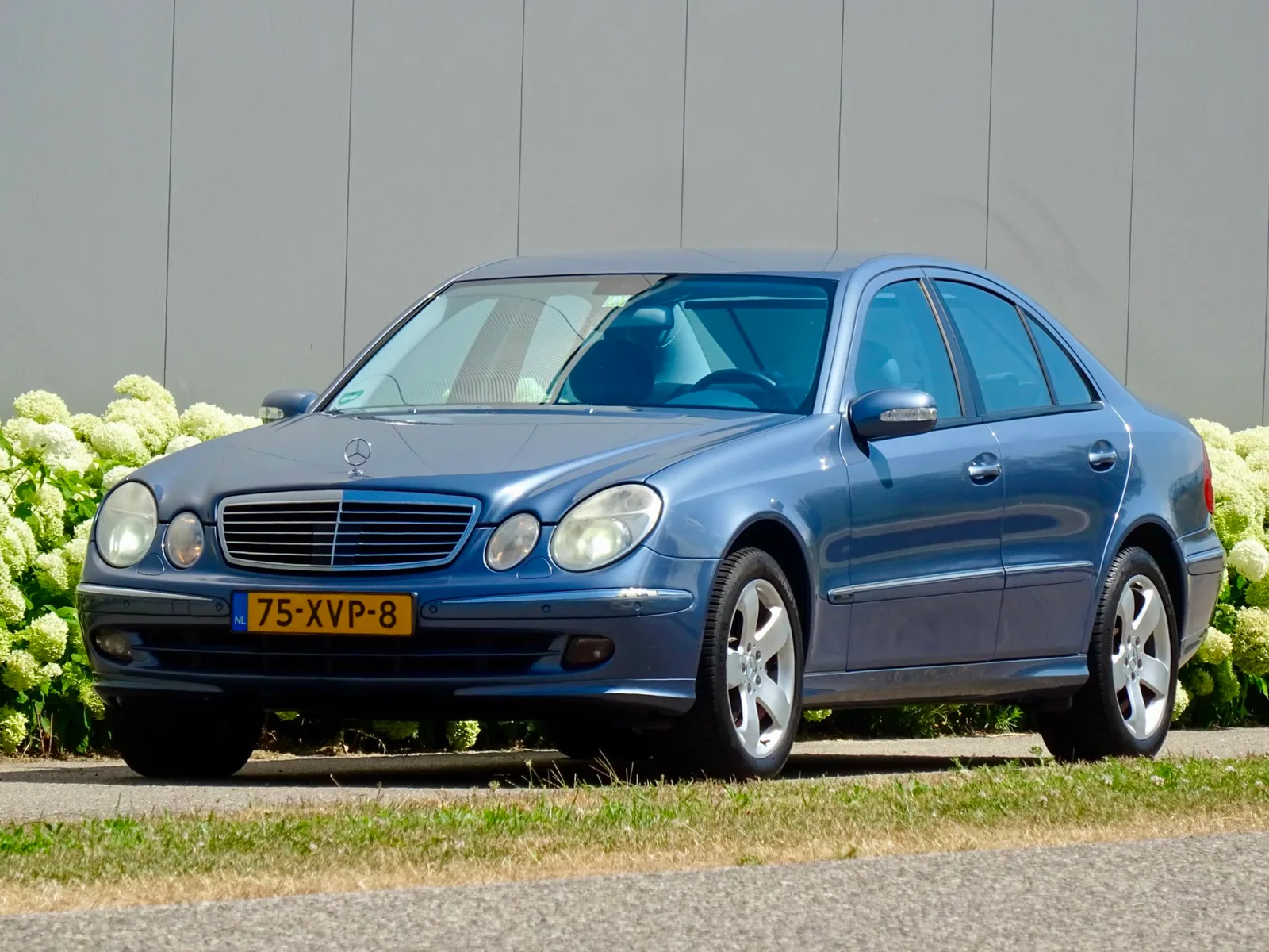 Mercedes-Benz E-Klasse (2004) — foto 1