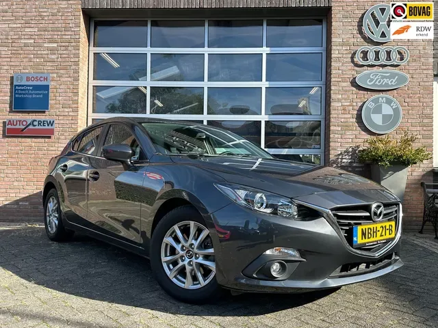 Mazda 3 (2015) — foto 1
