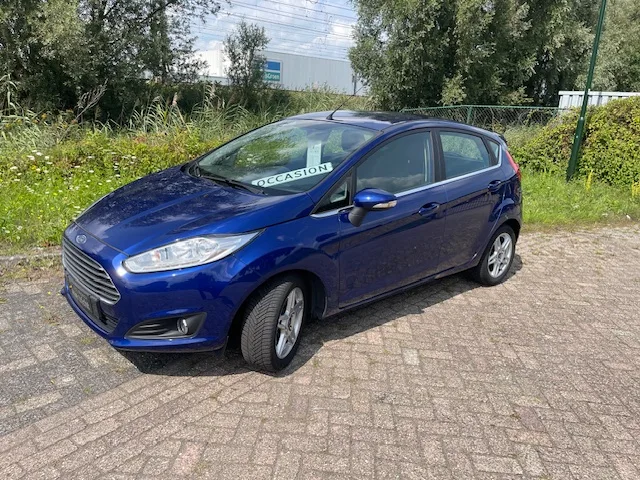 Ford Fiesta (2013) — foto 1
