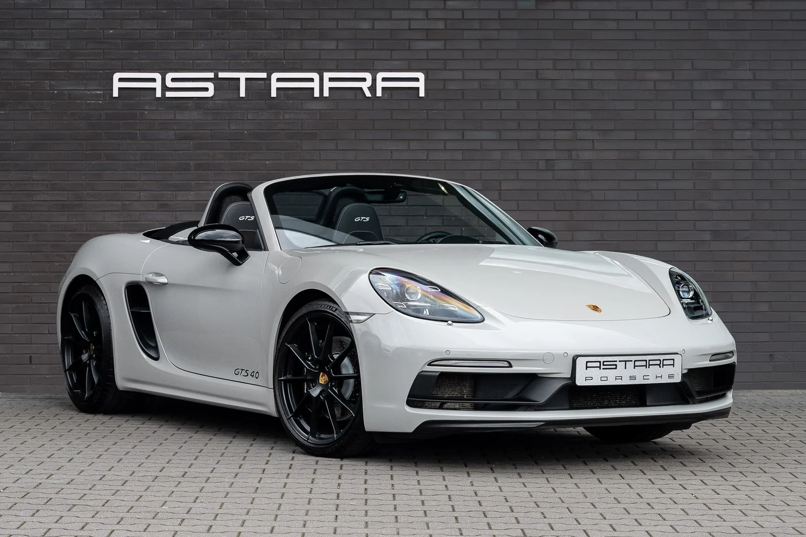 Porsche 718 Boxster (2021) — foto 1