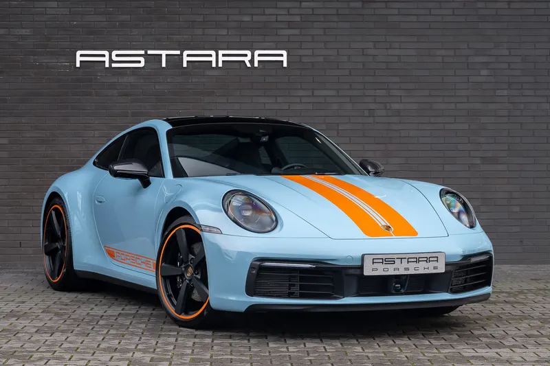 Porsche 911 (2022)