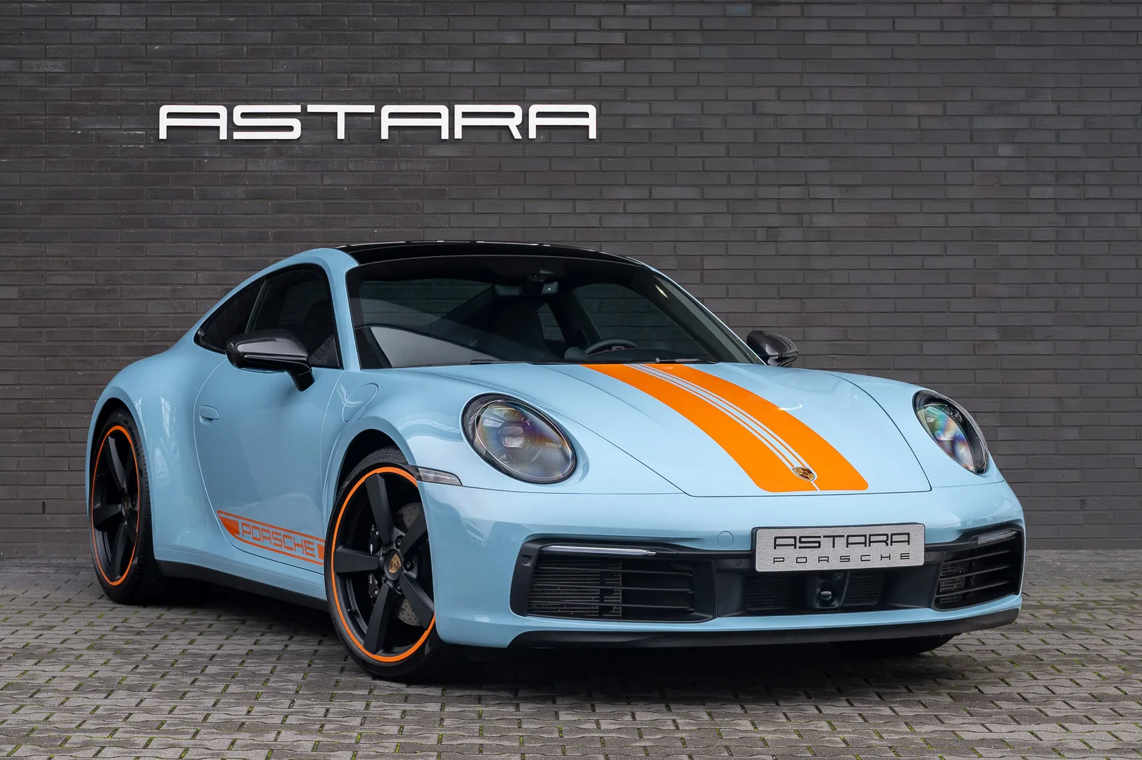 Porsche 911 (2022) — foto 1