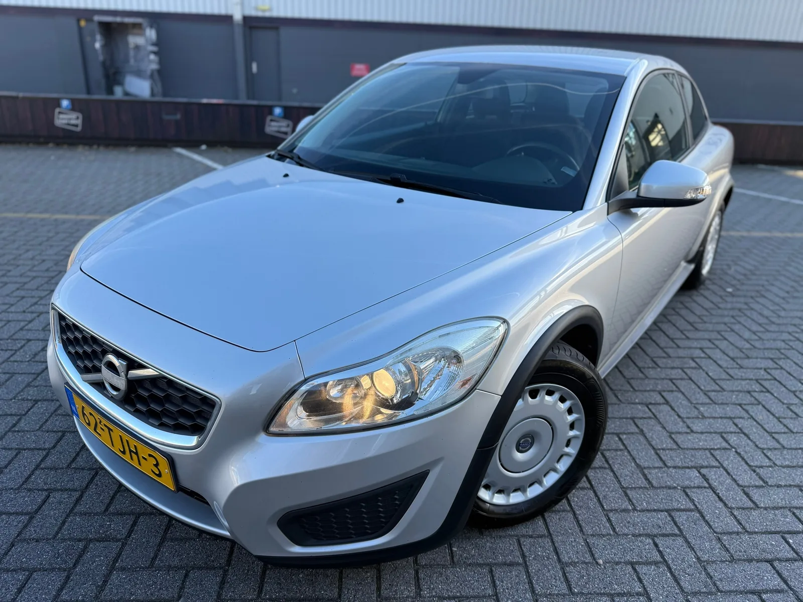 Volvo C30 (2012) — foto 1