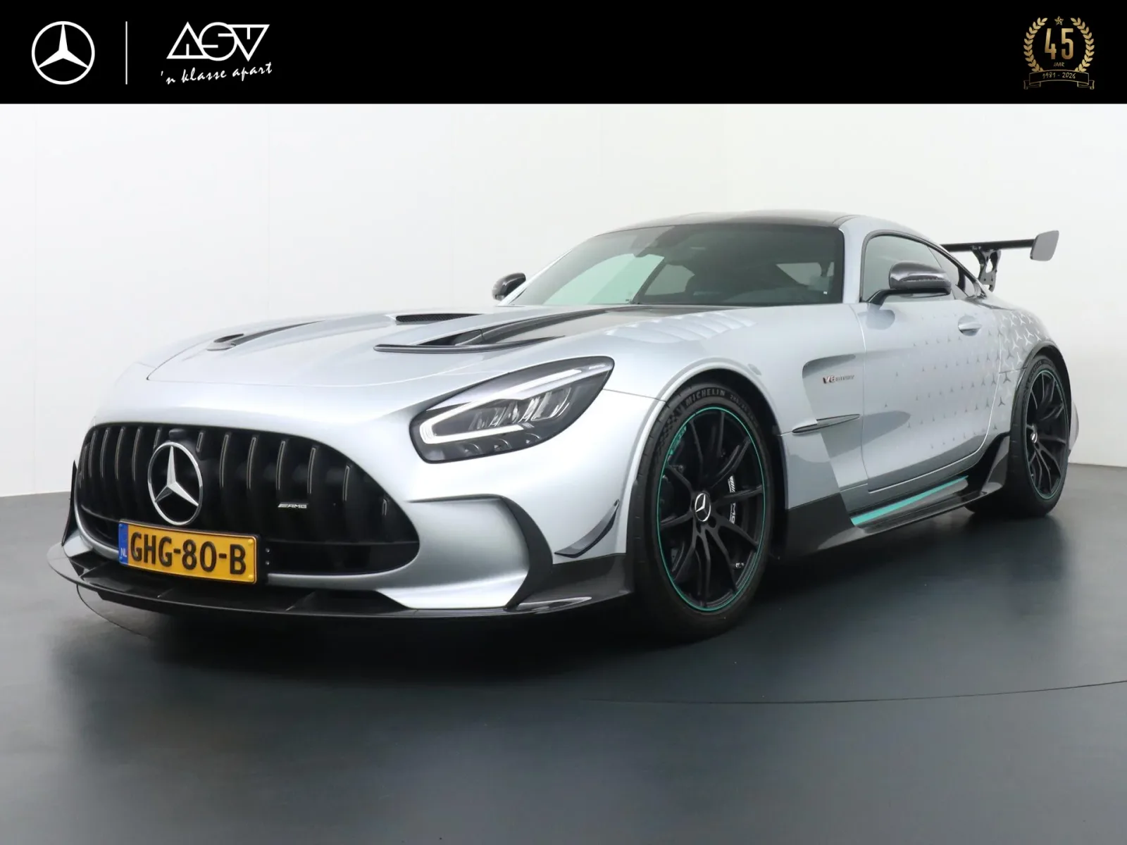 Mercedes-Benz AMG GT (2022) — foto 1