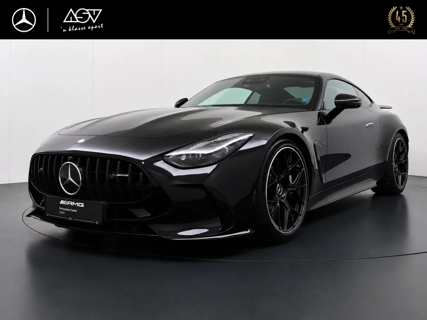 Mercedes-Benz AMG GT (2024) — foto 1