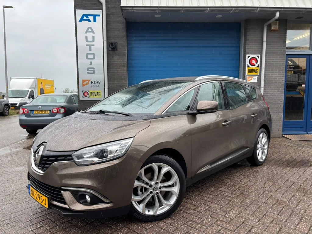 Renault Scénic (2017) — foto 1