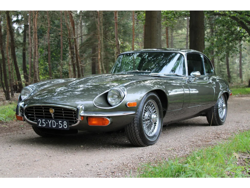 Jaguar "E" Type (1973) — foto 1