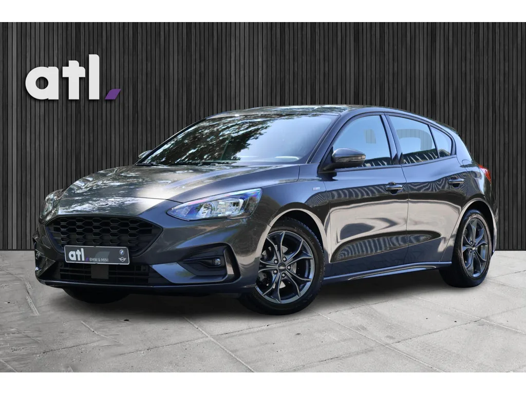 Ford Focus (2021) — foto 1