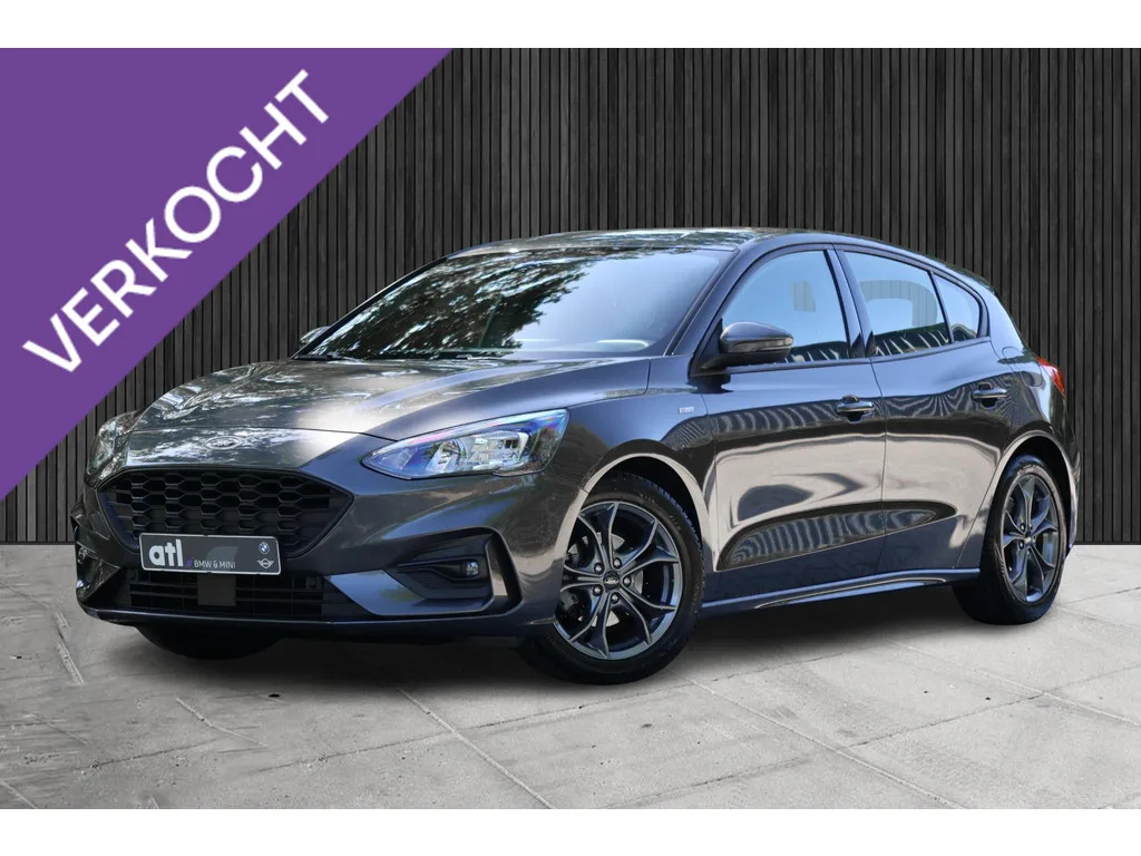 Ford Focus (2021) — foto 1