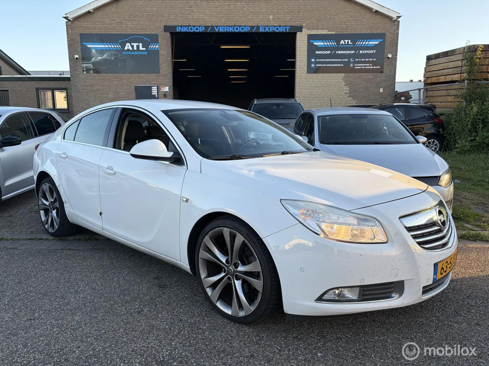 Opel Insignia (2011) — foto 1