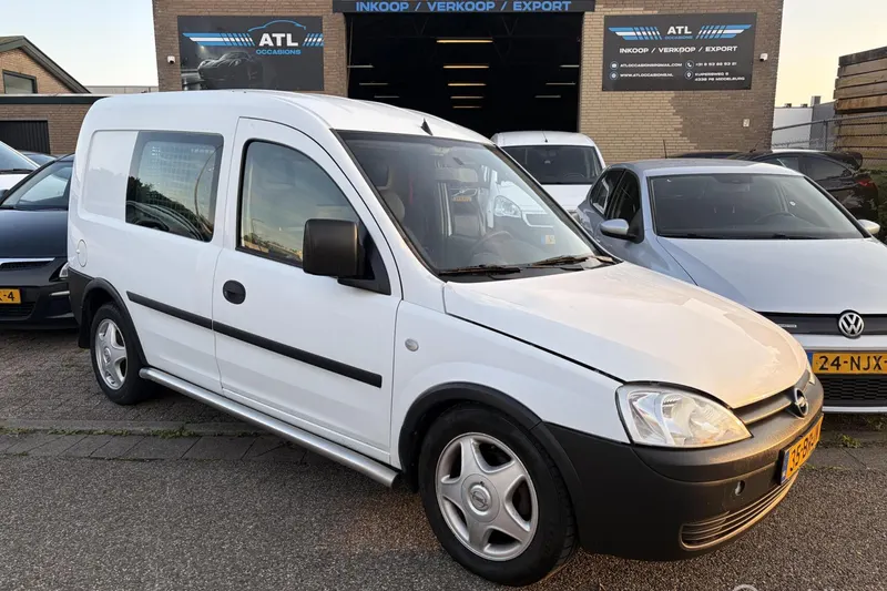 Opel Combo (2004)