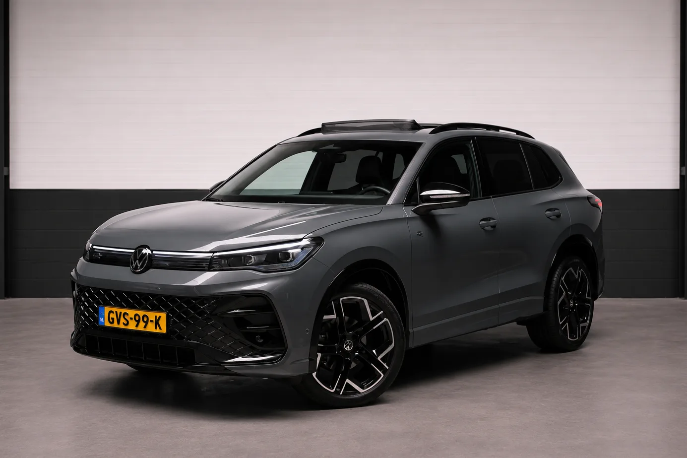 Volkswagen Tiguan (2024) — foto 1