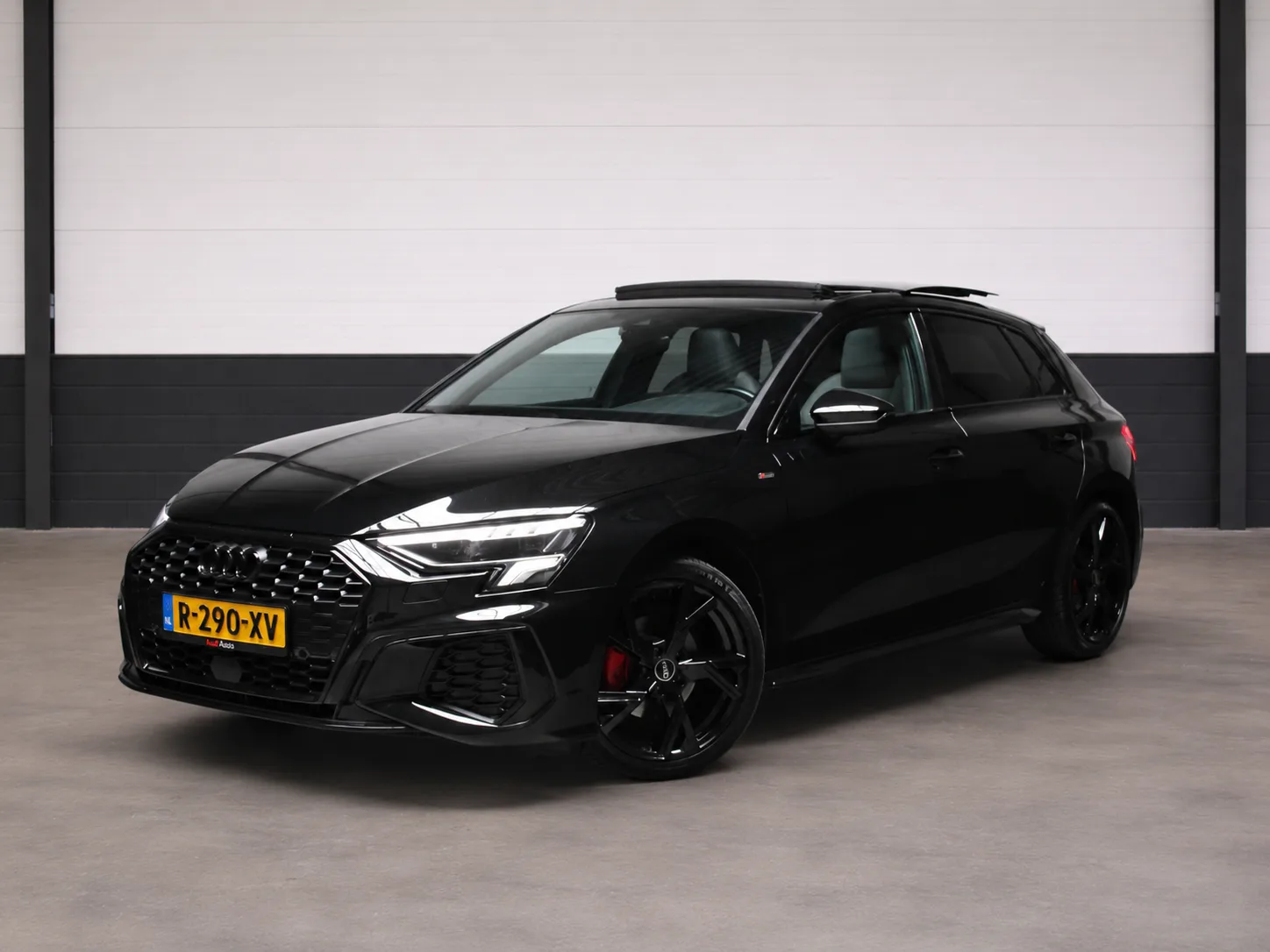 Audi A3 (2023) — foto 1