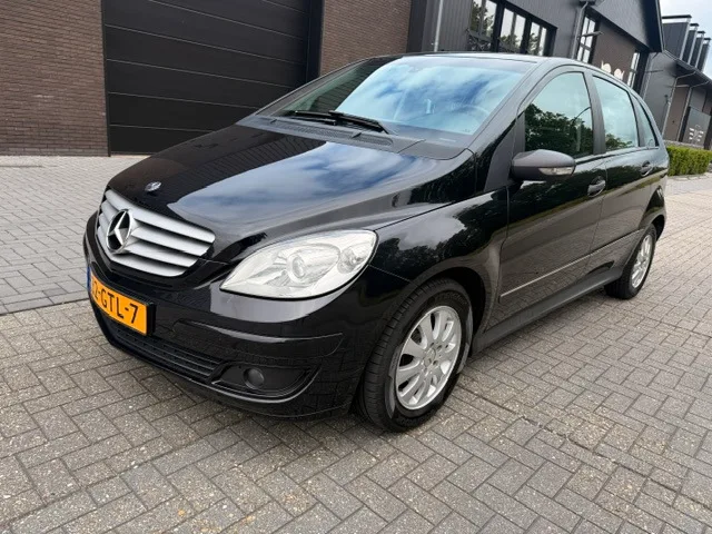 Mercedes-Benz B-Klasse (2008) — foto 1