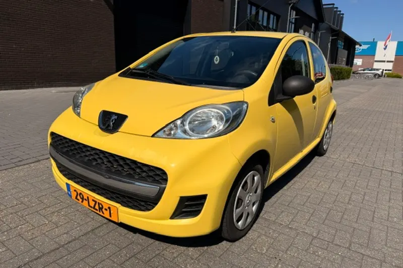Peugeot 107 (2010)