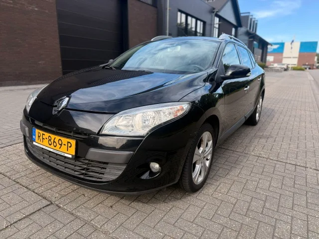 Renault Mégane (2011) — foto 1