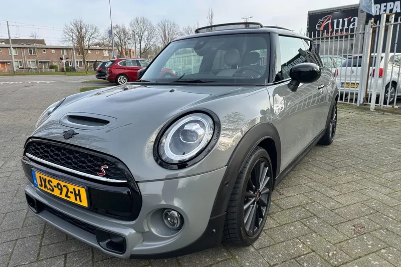 MINI Cooper S (2020)