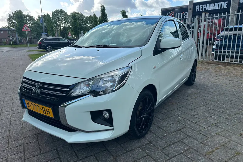 Mitsubishi Space Star (2020)