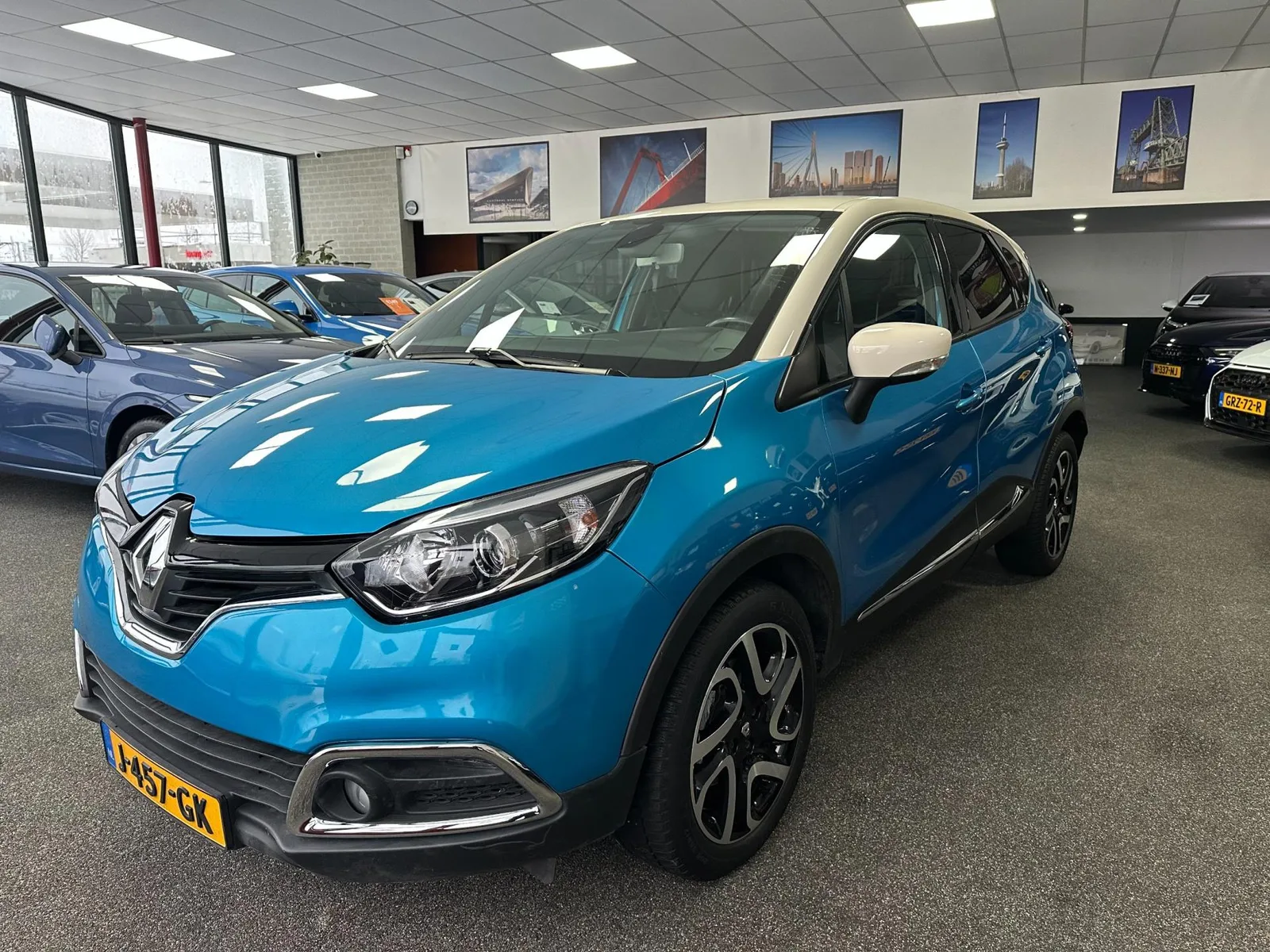 Renault Captur (2016) — foto 1