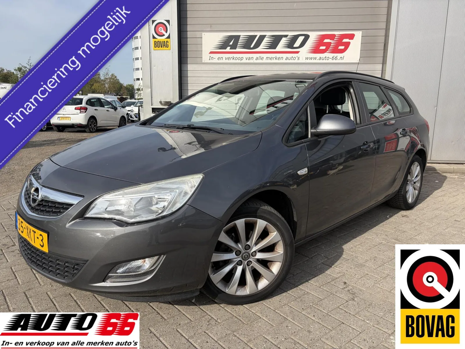 Opel Astra (2012) — foto 1