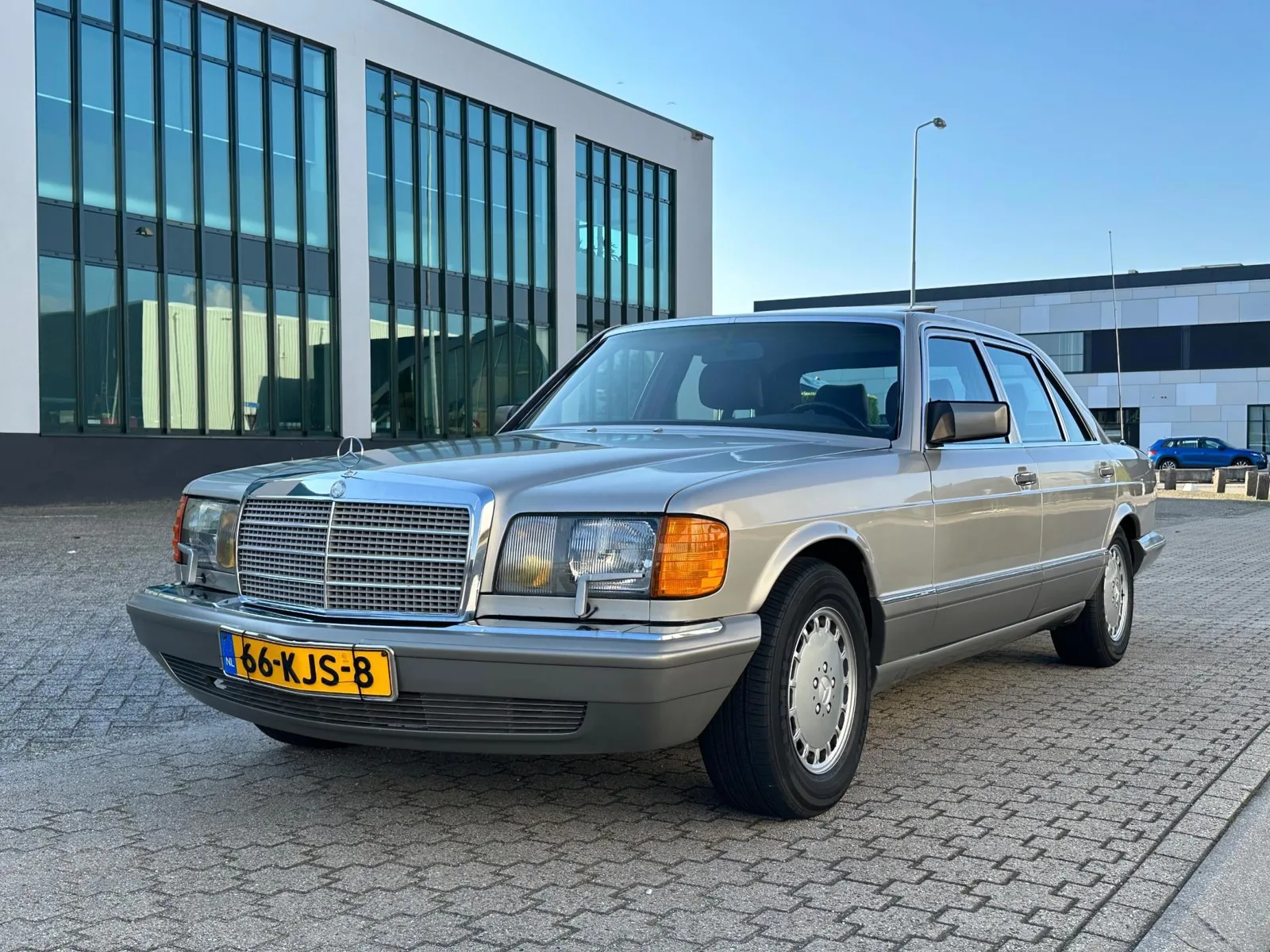 Mercedes-Benz S-Klasse (1986) — foto 1