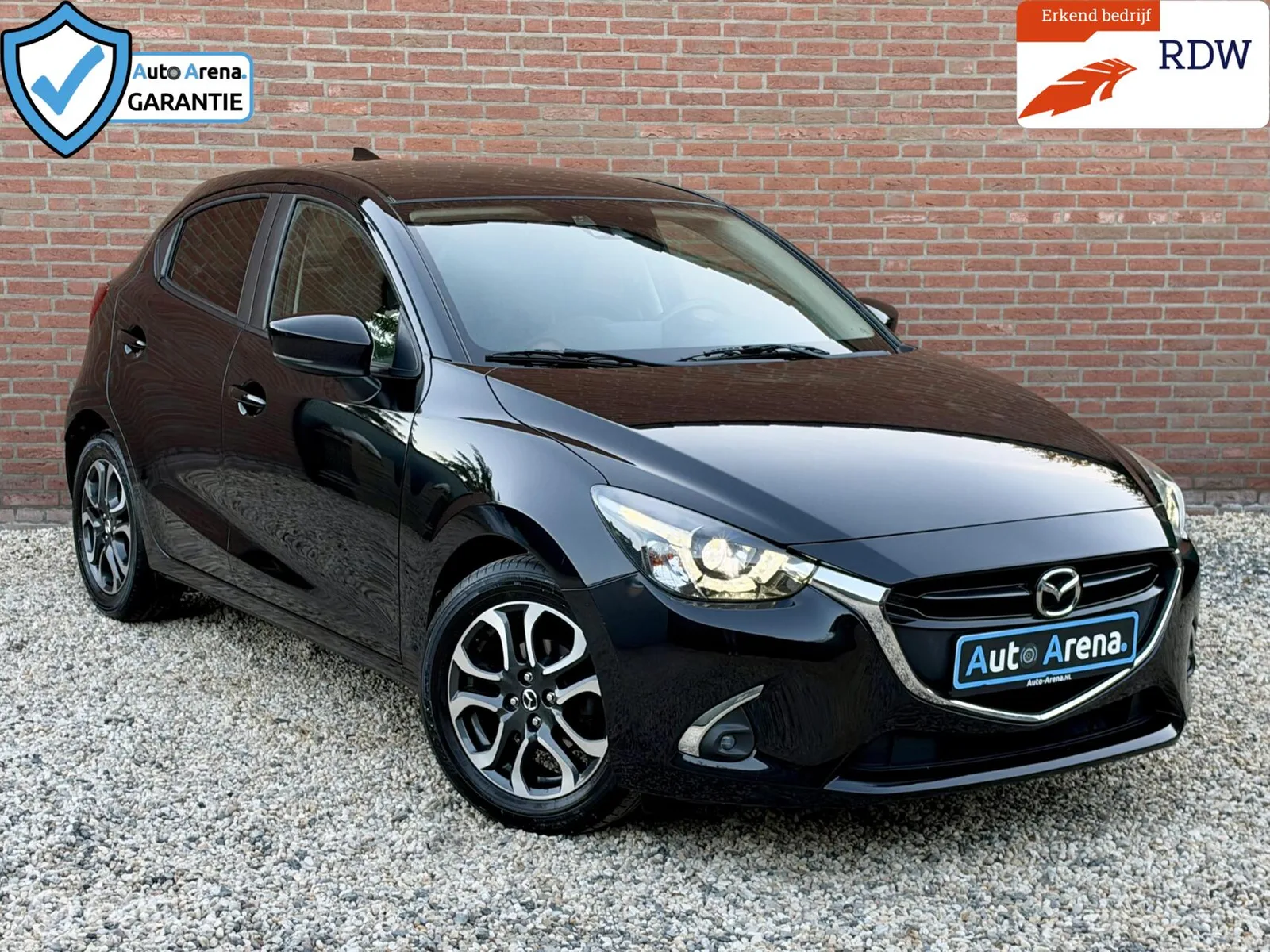 Mazda 2 (2018) — foto 1