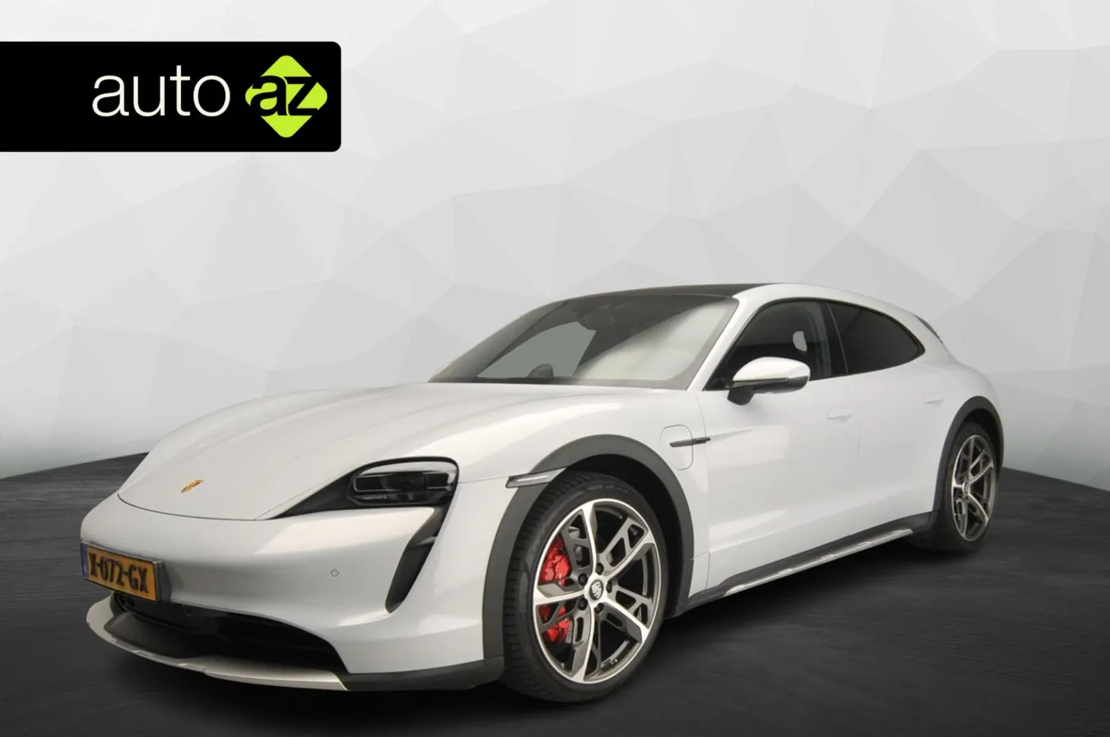 Porsche Taycan (2022) — foto 1