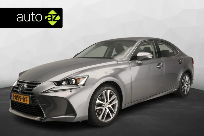 Lexus IS (2020)