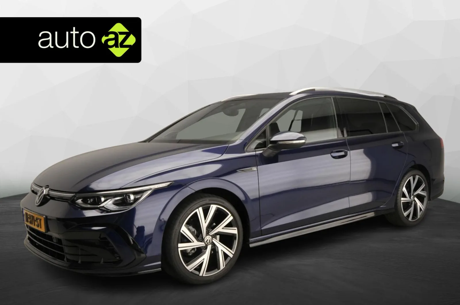 Volkswagen Golf (2022) — foto 1