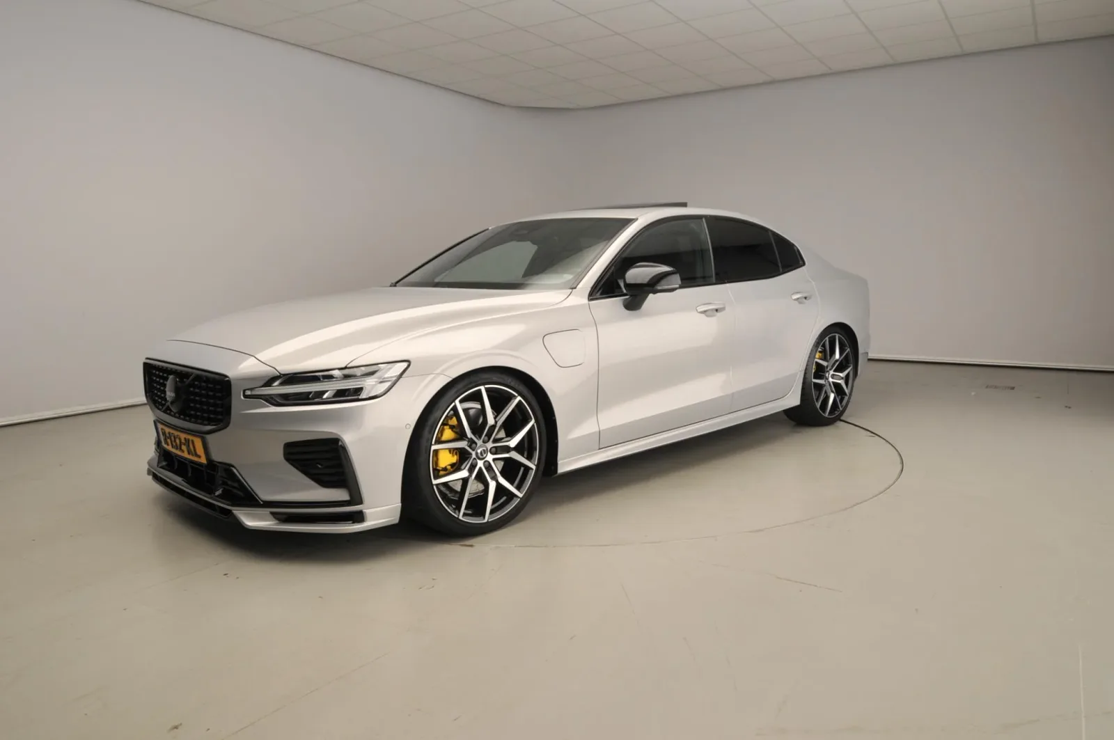 Volvo S60 (2022) — foto 1