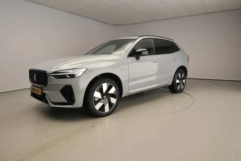 Volvo XC60 (2024)