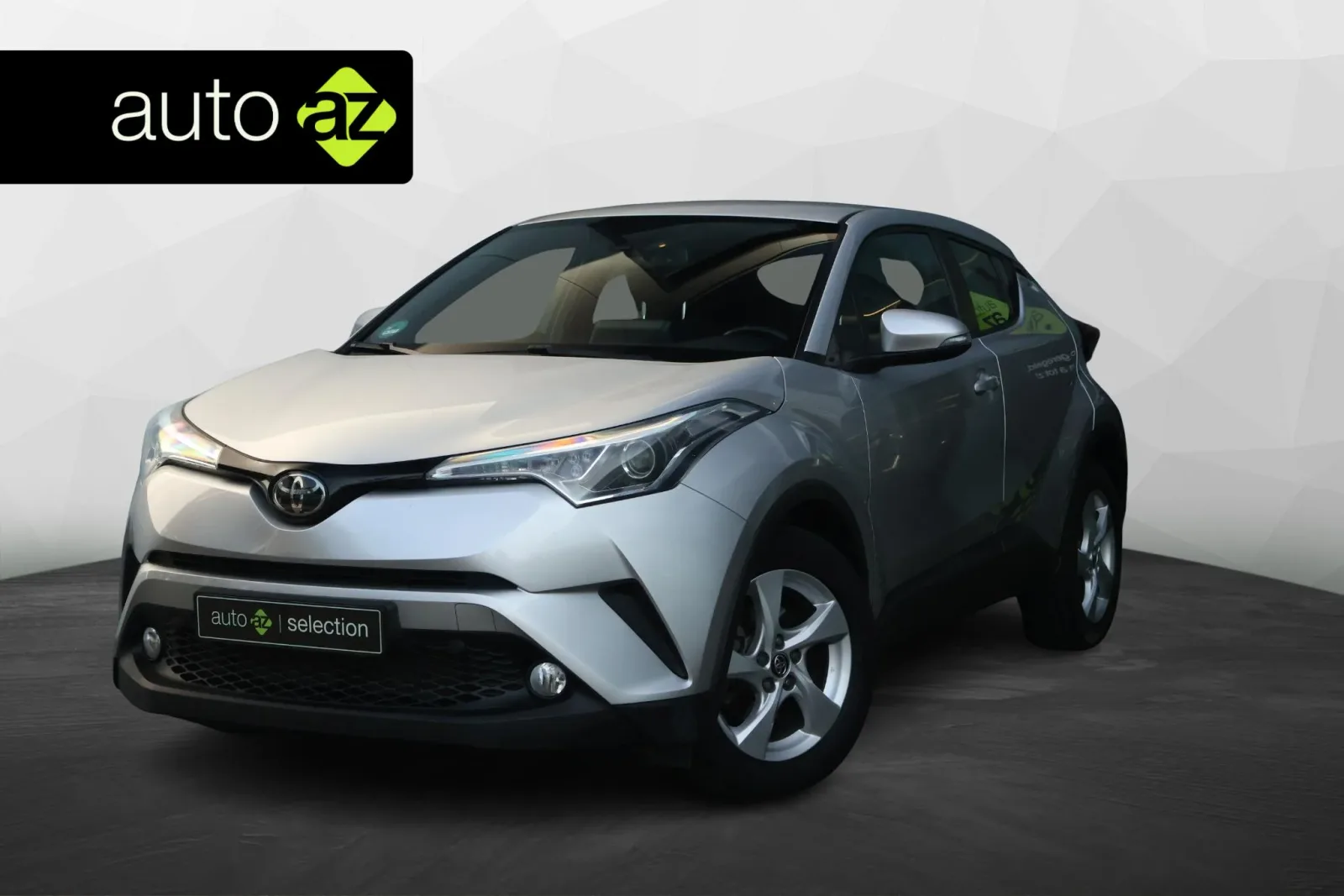Toyota C-HR (2017) — foto 1