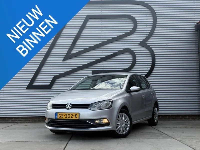 Volkswagen Polo (2015) — foto 1