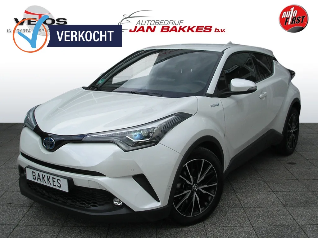 Toyota C-HR (2017) — foto 1