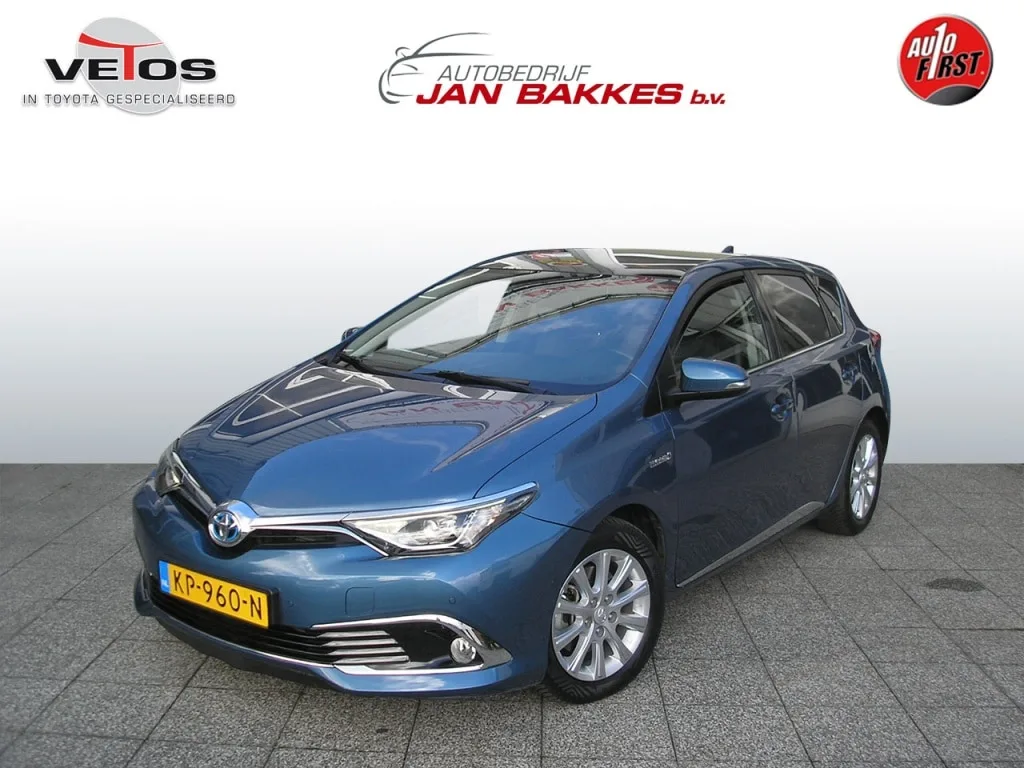 Toyota Auris (2016) — foto 1