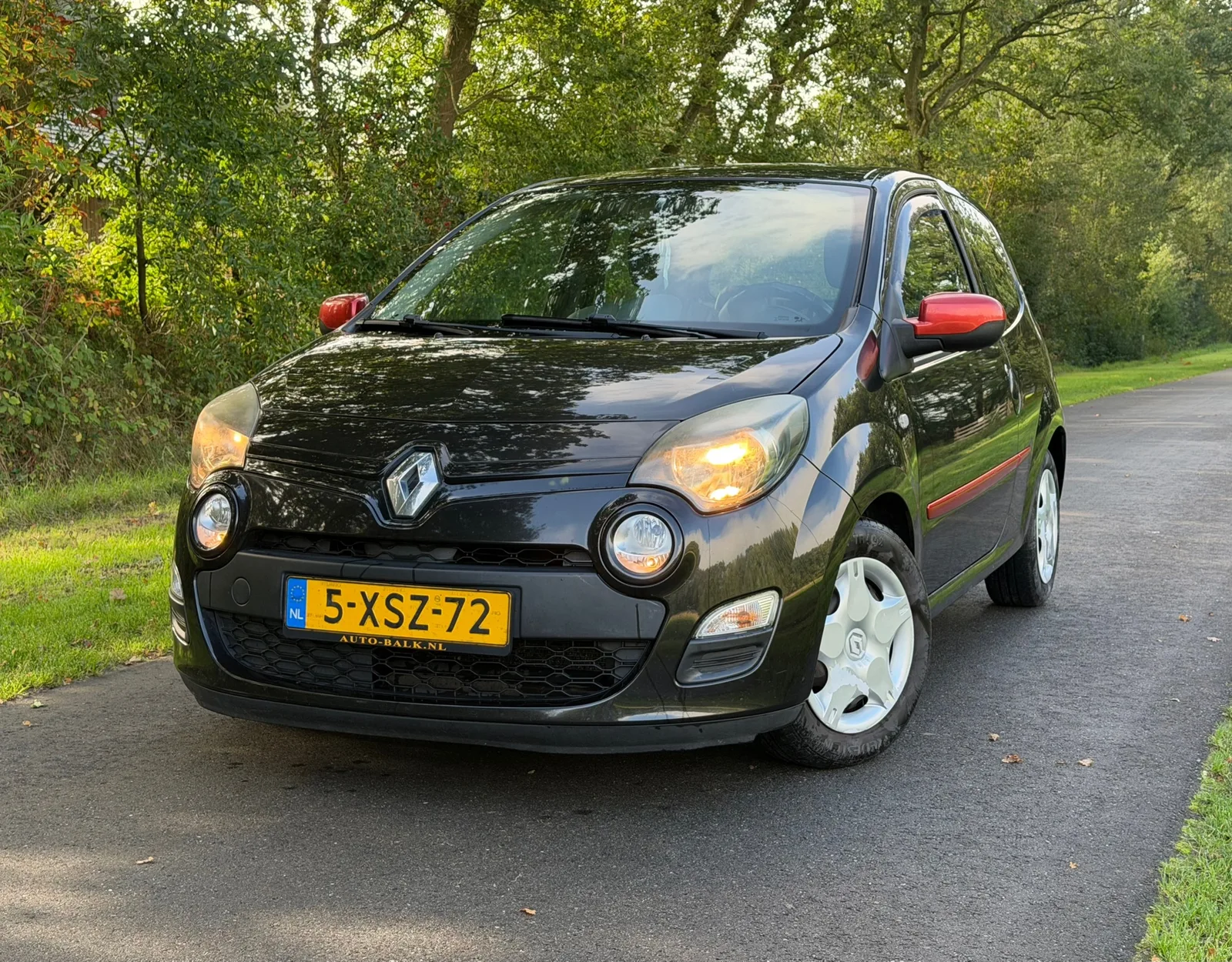 Renault Twingo (2014) — foto 1