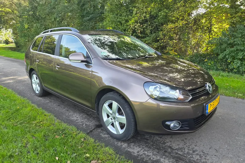 Volkswagen Golf (2010)