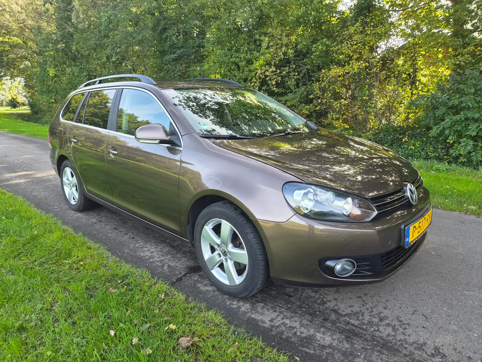 Volkswagen Golf (2010) — foto 1
