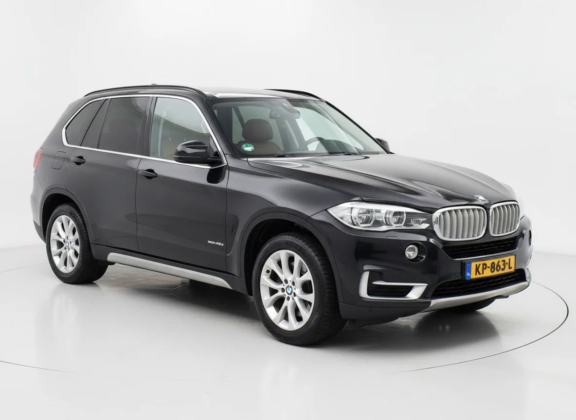 BMW X5 (2015) — foto 1