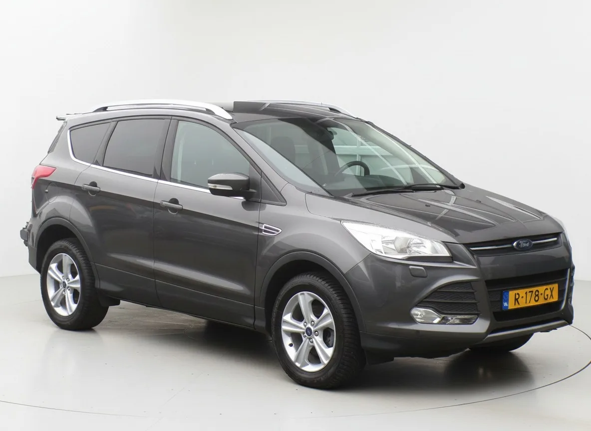 Ford Kuga (2016) — foto 1