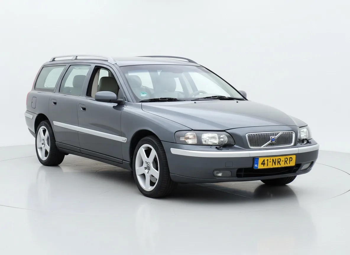 Volvo V70 (2004) — foto 1