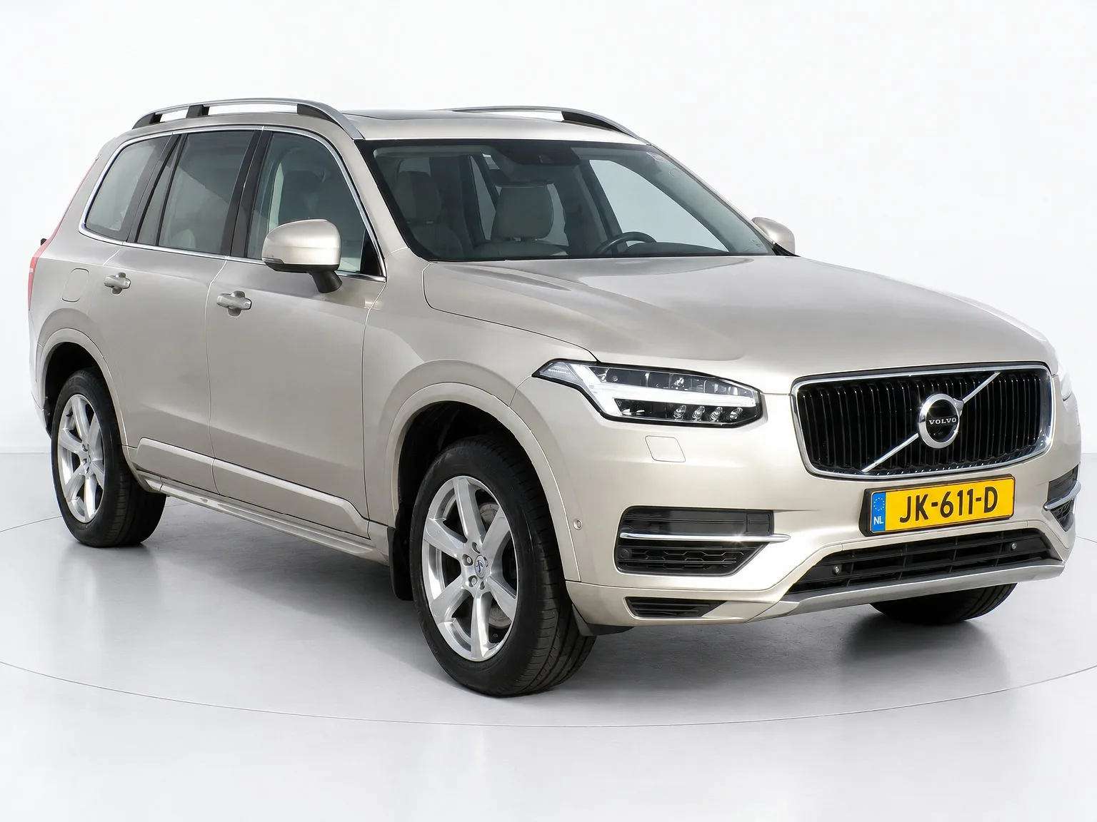 Volvo XC90 (2016) — foto 1