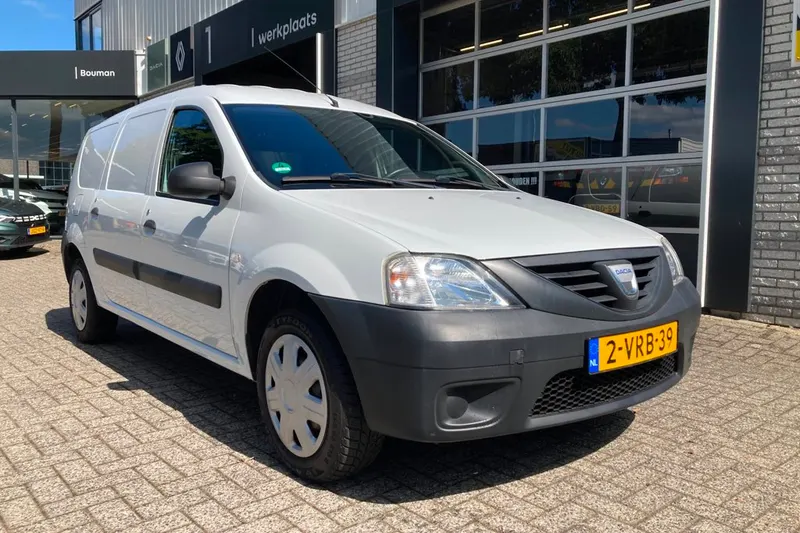 Dacia Logan (2011)