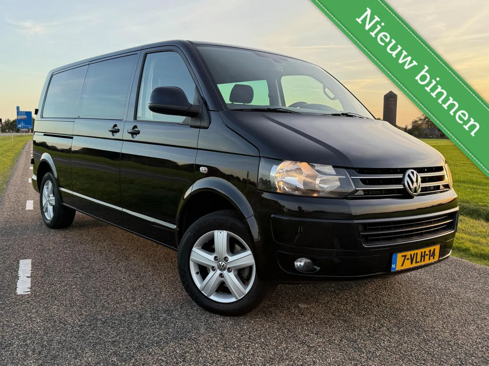 Volkswagen Transporter (2011) — foto 1