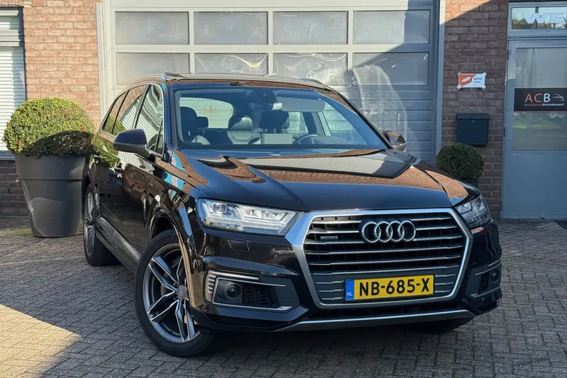 Audi Q7 (2016)