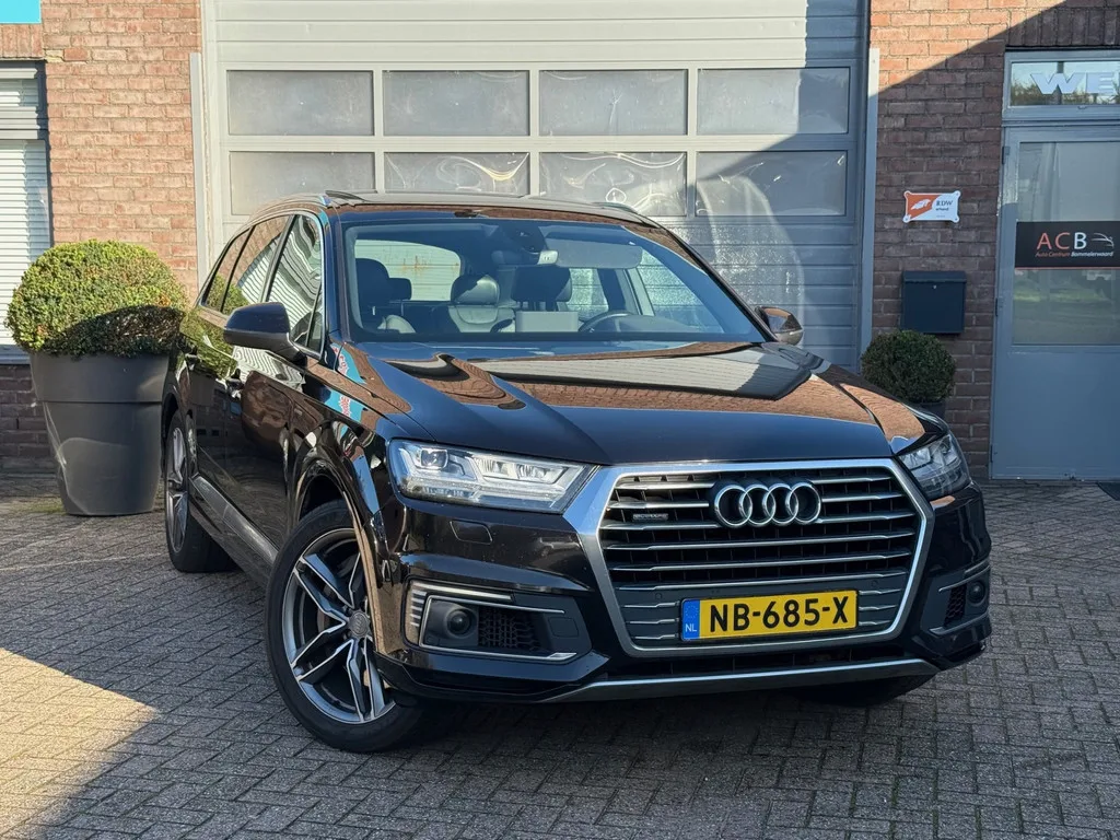 Audi Q7 (2016) — foto 1