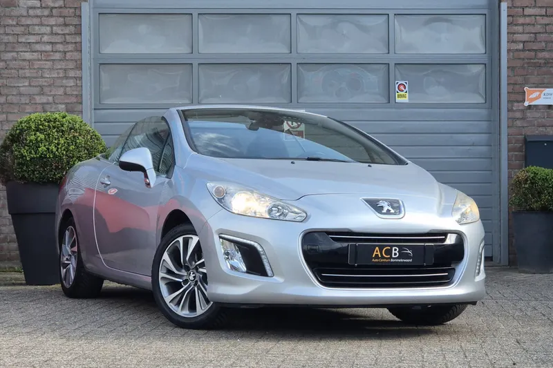 Peugeot 308 (2012)